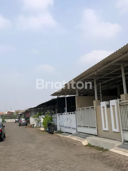 image DIJUAL RUMAH ALANA REGENCY TAMBAK REJO BELAKANG POKCAN MEPET SURABAYA (8)