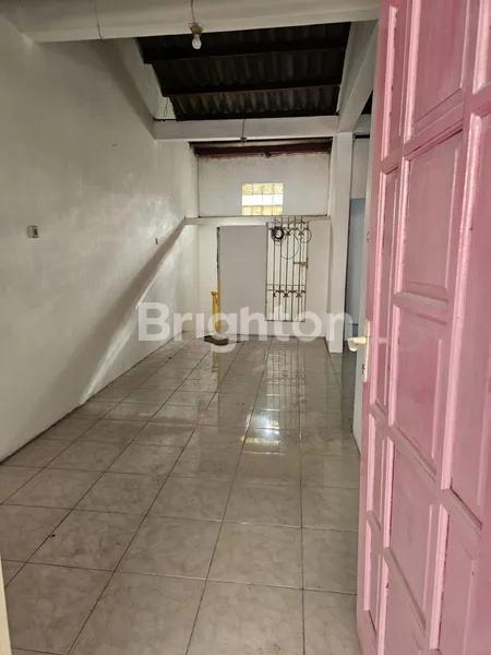 image DIJUAL CEPAT RUMAH TENGAH KOTA SURABAYA DAERAH SETRO (5)