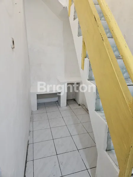 image DIJUAL CEPAT RUMAH TENGAH KOTA SURABAYA DAERAH SETRO (6)
