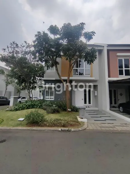 image JUAL CEPAT, RUMAH BARU, FULLY FURNISHED, SUMMARECON SERPONG (1)