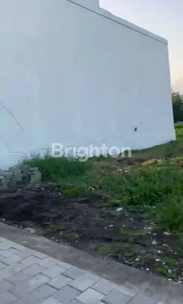 image DISEWA TANAH DI PERERENAN (2)