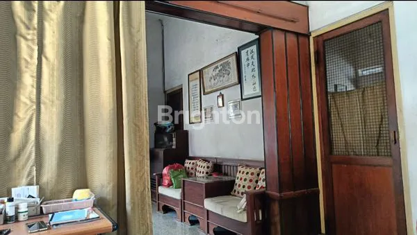 image RUMAH LAMA DI 0 JALAN KINIBALU, HALAMAN LUAS, ROW JALAN 4 MOBIL (4)