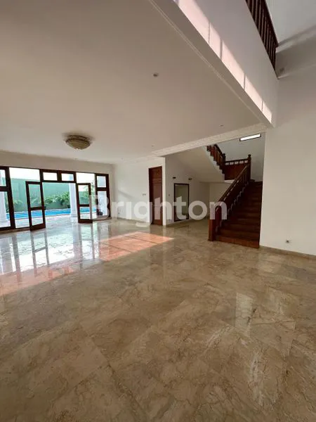 image RUMAH BAGUS MEWAH PERMATA HIJAU  (8)