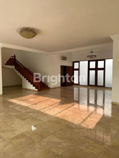 image RUMAH BAGUS MEWAH PERMATA HIJAU  (2)