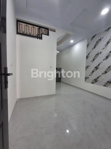 image RUMAH BARU 3 LANTAI DURI KEPA (3)