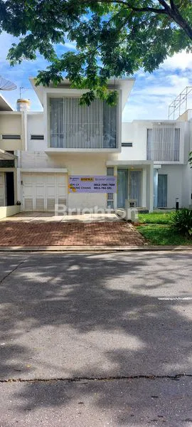 image RUMAH MEWAH 2 LANTAI CITRALAND - DEKAT SKA MALL & LIVING WORLD (2)