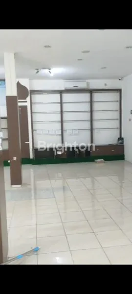 image RUKO 3 LANTAI DI TENGAH KOTA (4)