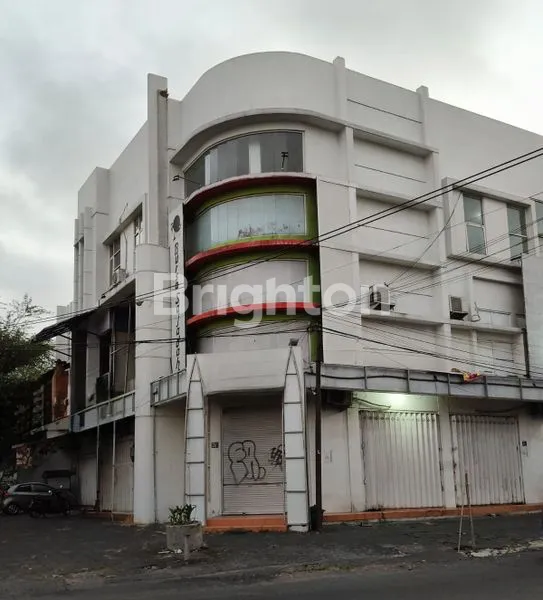 image RUKO 3 LANTAI DI TENGAH KOTA (1)