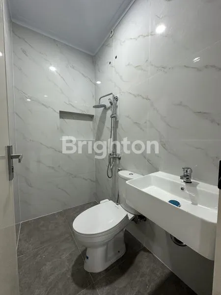 image RUMAH MEWAH 3 LANTAI TANJUNG DUREN DEKAT CENTRAL PARK  (6)