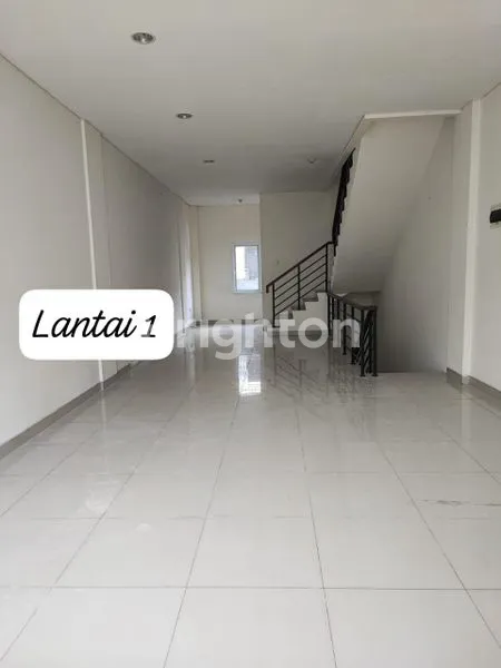 image RUKO LUAS 3 LANTAI DI ICON BUSINESS PARK BSD (3)