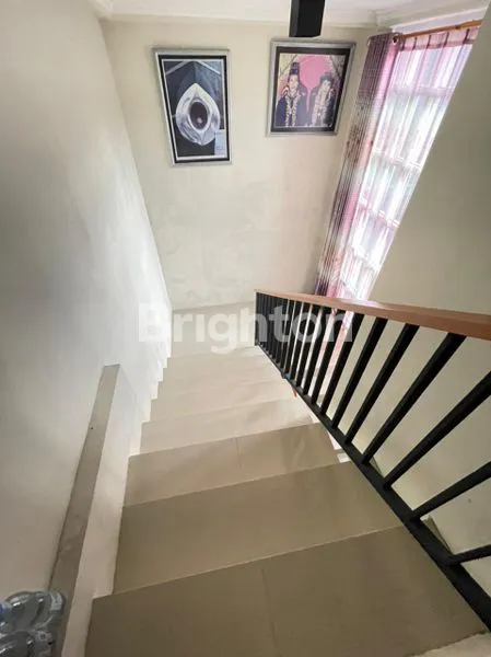 image RUMAH MEWAH BALIKPAPAN SIAP HUNI DENGAN KOLAM RENANG (3)