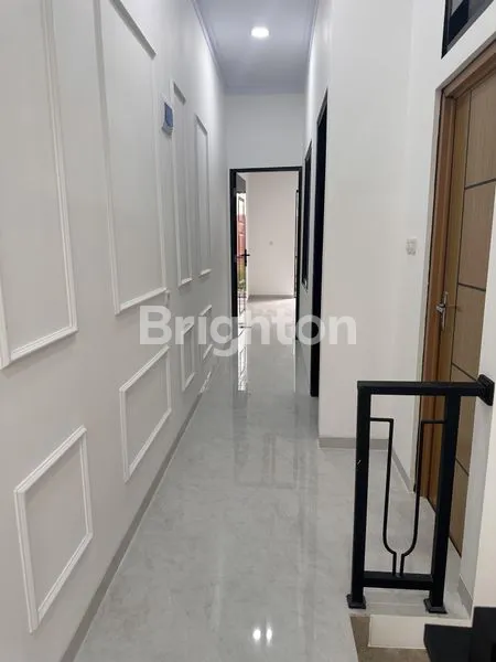 image RUMAH BARU 3 LANTAI ROW JALAN 3 MOBIL DURI KEPA JAKARTA BARAT (5)