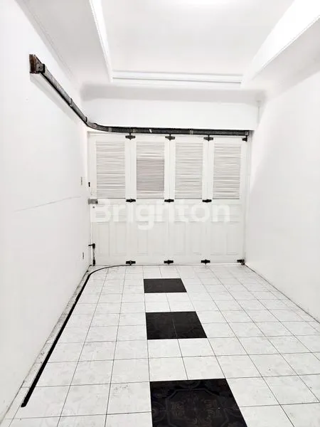 image DISEWAKAN RUMAH LEBAR 10 METER - TASBI 1 JALAN SETIABUDI SIAP HUNI (3)