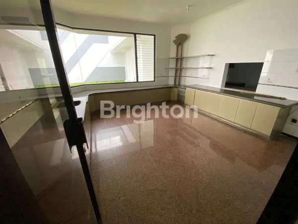 image RUMAH SURABAYA PUSAT DEKAT TUNJUNGAN PLAZA, RAYA ARJUNA, RAYA KEDUNGDORO DAN RAYA  DARMO (3)