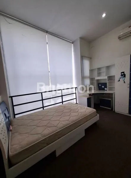 image RUMAH MEWAH 2 LANTAI + KOLAM RENANG DI BALIKPAPAN BARU (5)