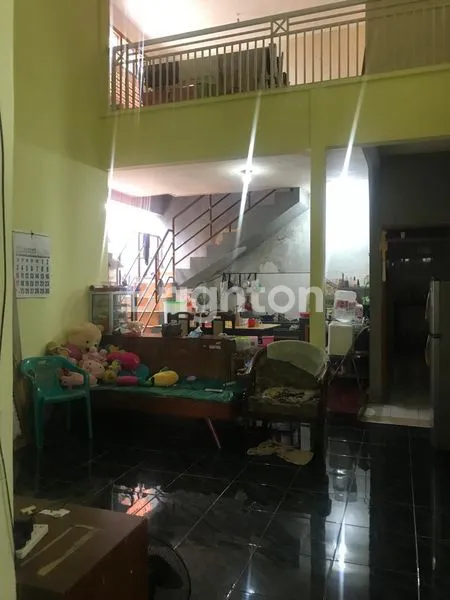 image RUMAH HOOK 2 LANTAI TERAWAT SIAP HUNI - WISMA LIDAH KULON (3)