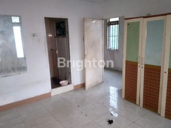 image RUKO 2 LANTAI STRATEGIS DI PEREMPATAN TANJUNG RAYA 2 PONTIANAK (5)