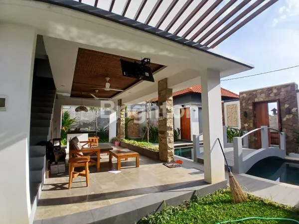 image VILLA EKSKLUSIF & MODERN 4 BR DI SANUR BARAT – LOKASI STRATEGIS (3)