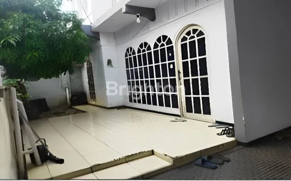 image RUMAH 2 LT PINUS ELOK TAMAN PULO INDAH PENGGILINGAN CAKUNG JAKARTA TIMUR STRATEGIS BEBAS BANJIR (2)