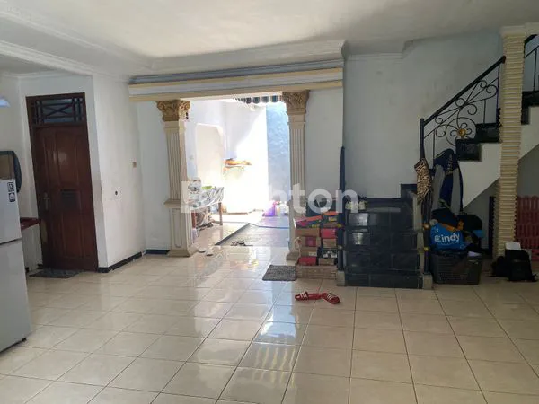 image RUMAH 2 LT PINUS ELOK TAMAN PULO INDAH PENGGILINGAN CAKUNG JAKARTA TIMUR STRATEGIS BEBAS BANJIR (4)