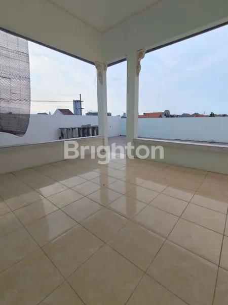 image RUMAH NGAGEL MULYO SIAP HUNI TENGAH KOTA (8)