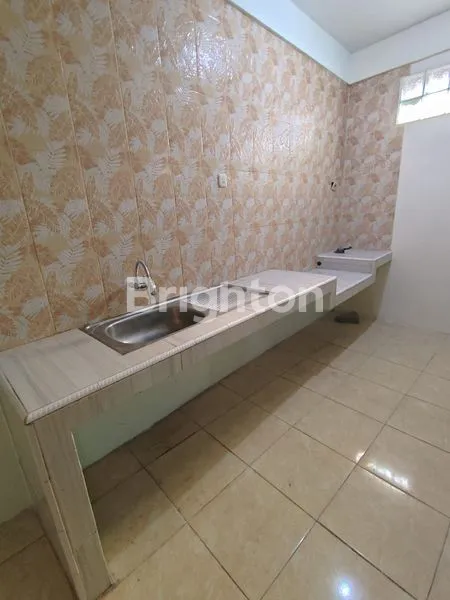 image RUMAH NGAGEL MULYO SIAP HUNI TENGAH KOTA (7)