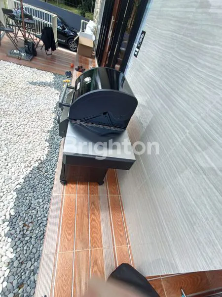 image RUMAH VILLA FULL FURNISH DENGAN KOLAM RENANG DI PANDERMAN BATU (6)