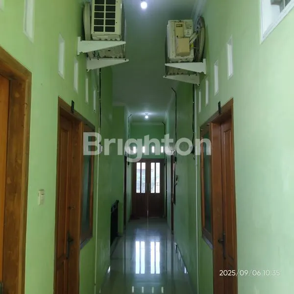 image DIJUAL RUMAH KOS WARNA HIJAU, LOKASI STRATEGIS DI PUSAT KOTA TULUNGAGUNG. (6)