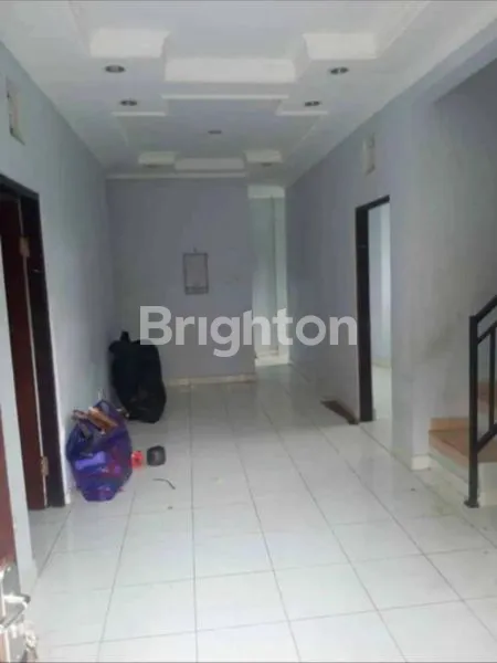 image RUMAH 2 LANTAI 4 KAMAR DENPASAR UTARA 15 MENIT KE LIVING WORLD (2)