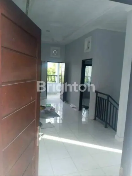 image RUMAH 2 LANTAI 4 KAMAR DENPASAR UTARA 15 MENIT KE LIVING WORLD (8)