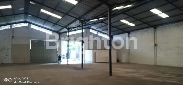 image GUDANG JEJER LUAS ,BERSIH & SIAP HUNI SAFE N LOCK (5)