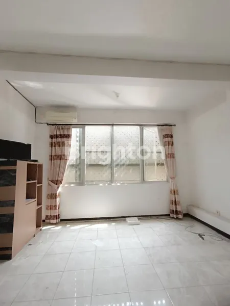 image NOL RAYA MERR STRATEGIS ( JL. DR. IR. H. SOEKARNO ), RUKO 4 LANTAI ! (5)