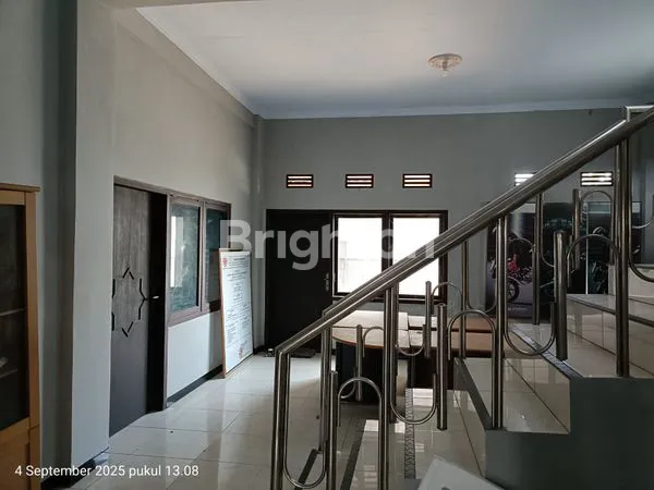 DISEWAKAN RUKO 2 LANTAI DI PUSAT KOTA TULUNGAGUNG, LOKASI STRATEGIS, COCOK BUAT BISNIS.