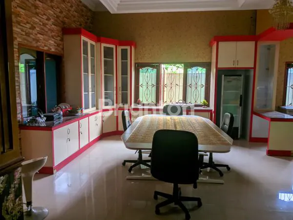 image RUMAH MEWAH 2 UNIT FULL FURNISH DI SAMARINDA ULU, 8KT+5KM (2)