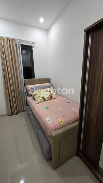 image RUMAH DI JUAL SIAP HUNI DI ROYAL RESIDENCE DEKAT DENGAN PAKUWON MALL DAN AKSES TOL (6)