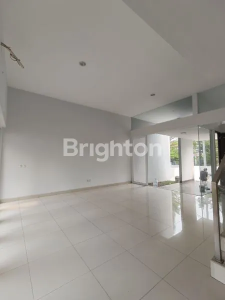 image RUMAH CITRA GARDEN 2 EXT JAKARTA BARAT BRAND NEW SIAP HUNI (2)