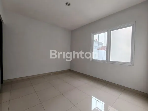 image RUMAH CITRA GARDEN 2 EXT JAKARTA BARAT BRAND NEW SIAP HUNI (4)