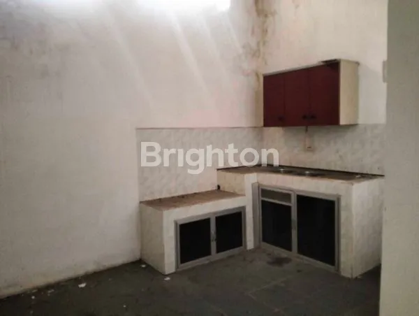 image DIJUAL DAN DISEWAKAN RUKO 3 LANTAI (3)