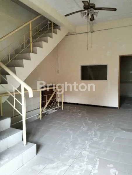 image DIJUAL DAN DISEWAKAN RUKO 3 LANTAI (5)
