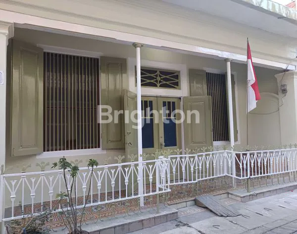 image RUMAH LUAS 205M² STRATEGIS DEKAT STASIUN & RS DI KAWATAN BUBUTAN (1)