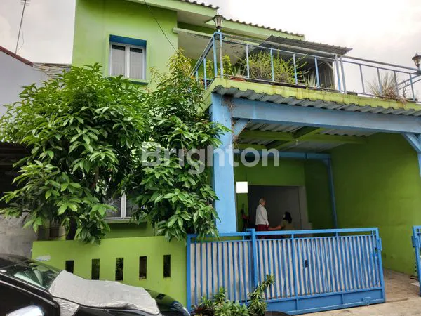 image DIJUAL RUMAH BAGUS 2 TINGKAT ADA KAMAR KOST DI DAERAH PEDONGKELAN DEKAT SEKOLAH SERAPHINE BAKTI UTAMA (1)