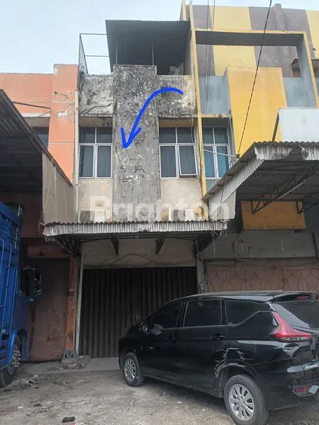 RUKO 2 LANTAI STRATEGIS DI JALAN UTAMA SAKO - SHM & BEBAS BANJIR