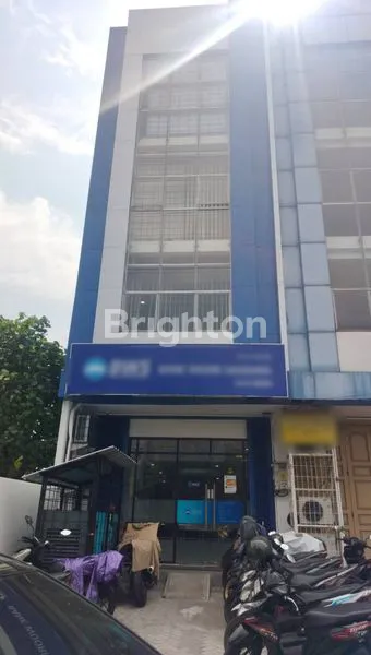 image RUKO 4½ LANTAI STRATEGIS RAMAI DI NOL JALAN RAYA MERR SURABAYA TIMUR AREA KOMERSIAL DEKAT RUNGKUT NIRWANA EKSEKUTIF (1)