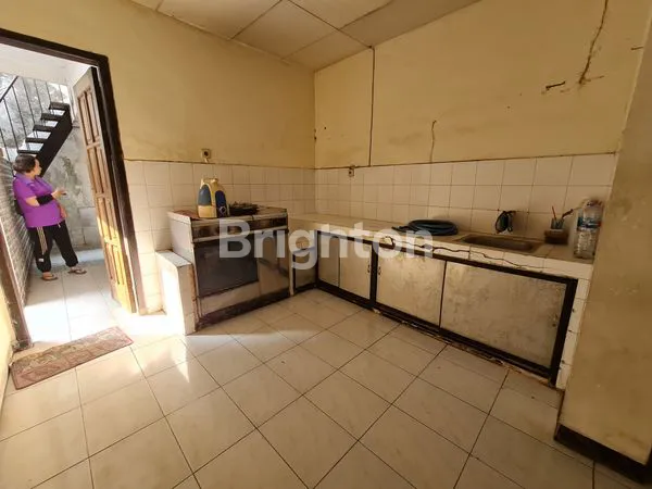 image RUMAH USAHA HITUNG TANAH JEMUR ANDAYANI (6)