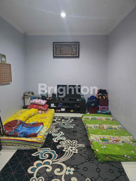 image RUMAH SIAP HUNI TERAWAT LOKASI TAMAN ASRI CIPADU CILEDUK, 2 LANTAI (6)