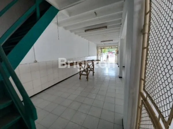 image RUMAH USAHA STRATEGIS DI NOL JALAN RAYA NGAGEL DEKAT TENGAH KOTA GUBENG PUCANG KERTAJAYA (5)
