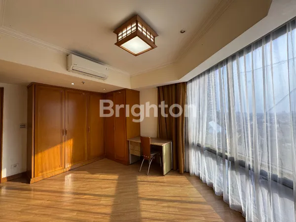 image HUNIAN PREMIUM APARTEMEN TAMAN ANGGREK CONDOMINIUM UNIT GANDENG 3BR (7)