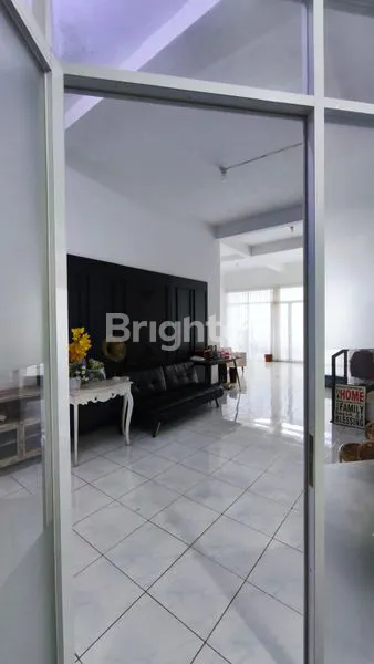 image DIJUAL RUMAH MINIMALIST 2 LANTAI SIAP HUNI DI LEBAK ARUM, DEKAT RAYA KENJERAN (3)