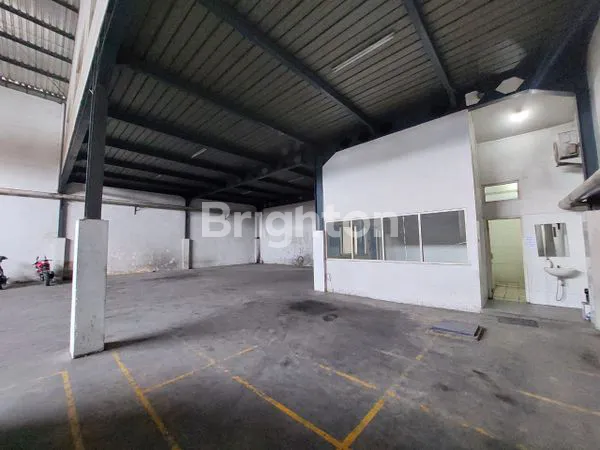 image EX KANTOR DAN GUDANG BAGUS SIAP HUNI (1)