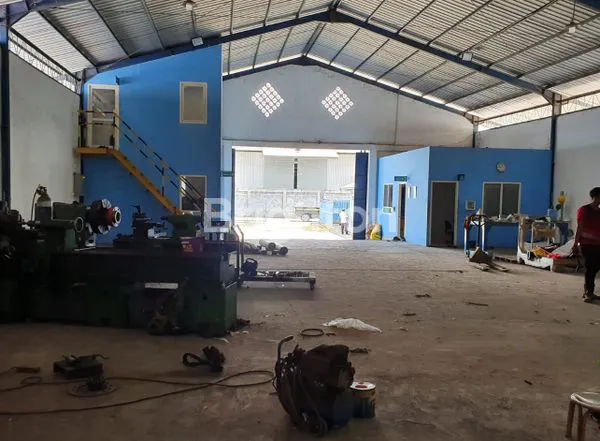 image DISEWA GUDANG KARIANGAU 450 M2 (3)